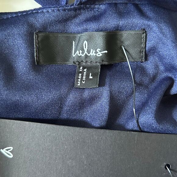 LULUS Marvelous Affair Navy Blue Pleated Lace-Up Long‎ Sleeve Maxi Dress-Size L - Picture 8 of 9